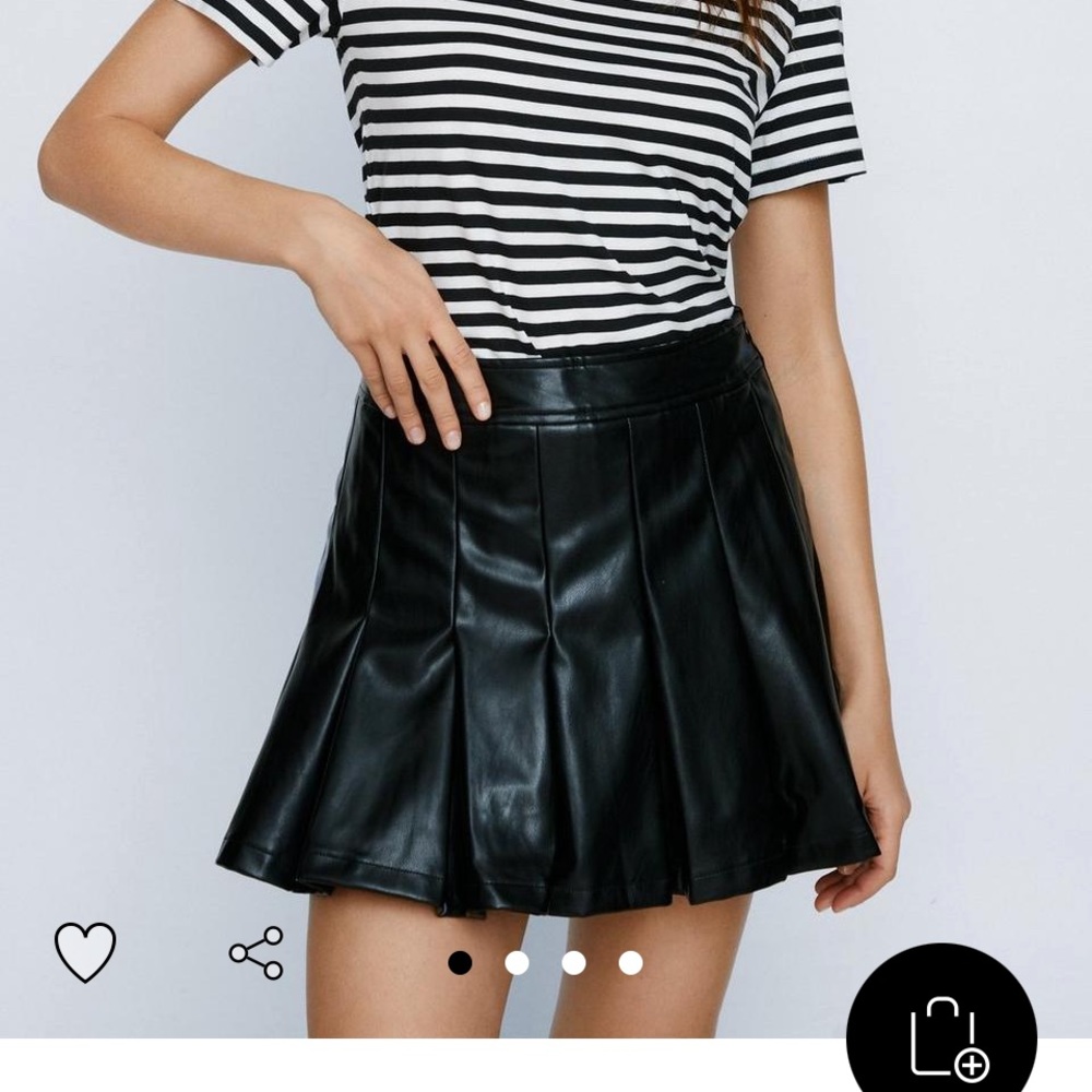 Nasty Gal Faux Leather Pleated Tennis Skirt Size 4